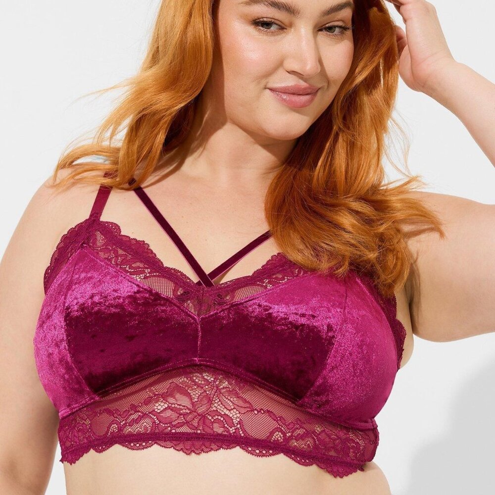 ❤️NWT TORRID WIRELESS BRALETTE, FUSCHIA CRUSHED VELOUR STRAPPY LACE TRIANGLE BRA